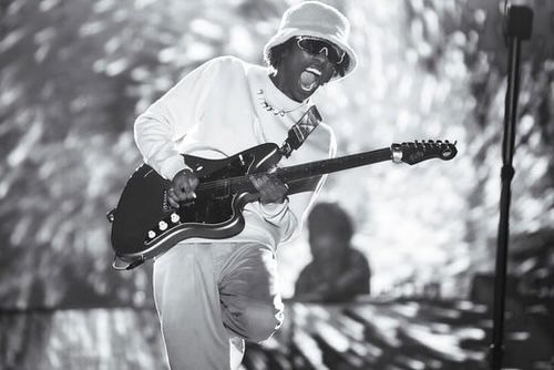 Melhores opções de fones in-ear KZ para guitarristas